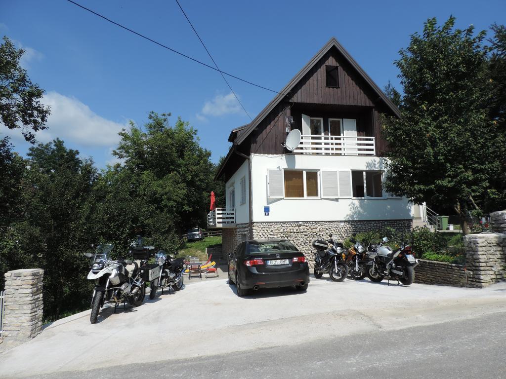 Guesthouse Nikola Plitvička Jezera المظهر الخارجي الصورة